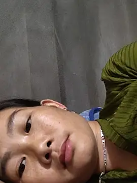gio-thu stripchat live cam model