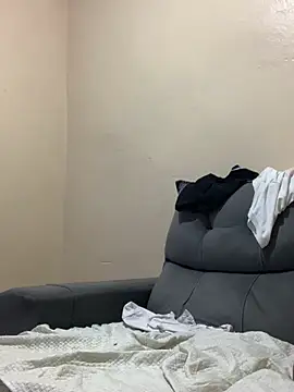 fahzinha stripchat live cam model
