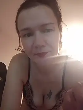 SarahSimpson stripchat live cam model