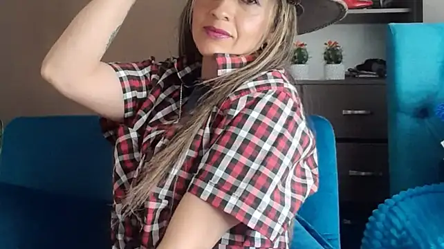 valeria_teiku stripchat live cam model