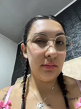 KittyObsession stripchat live cam model