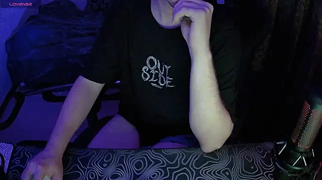 ZXCENSORED- stripchat live cam model