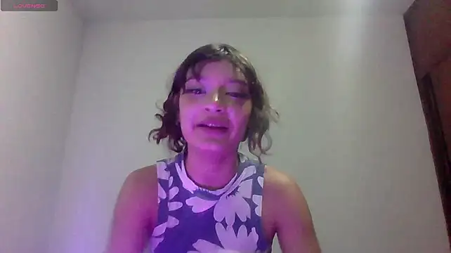 Sophiee_66666 stripchat live cam model