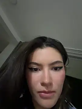 Your_Honeey stripchat live cam model