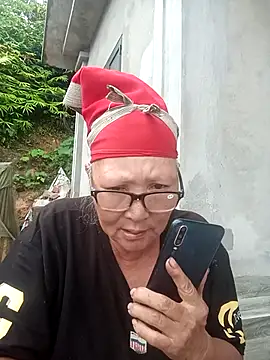 BigAss-Vietnames stripchat live cam model
