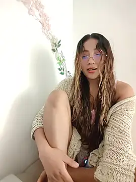 airamoon17 stripchat live cam model