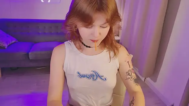 Lily_Mio stripchat live cam model