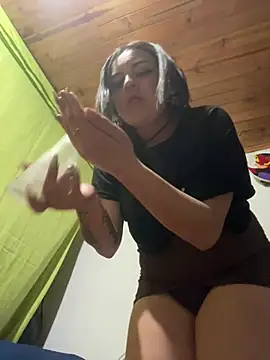 Aly_96 stripchat live cam model