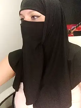 evelyn__salah stripchat live cam model