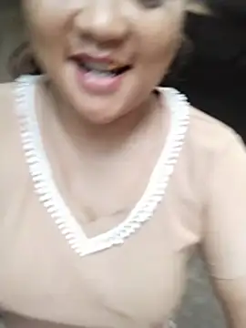 Vy-vi stripchat live cam model