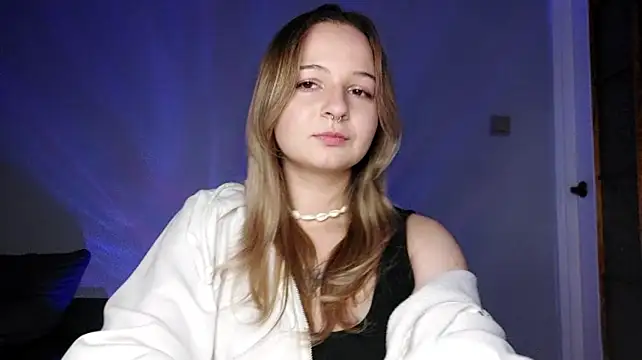 3RROR stripchat live cam model
