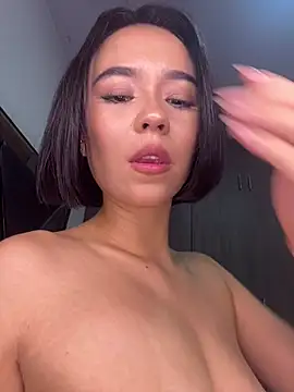merlin-18 stripchat live cam model