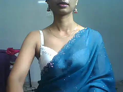 Sonam1186 stripchat live cam model