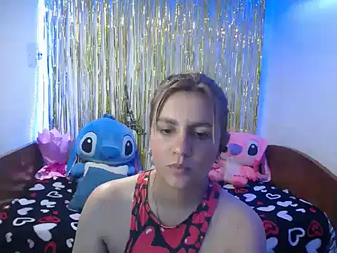Asly- stripchat live cam model