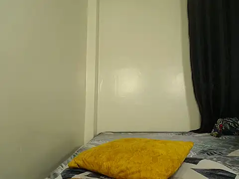 chicky_kay stripchat live cam model