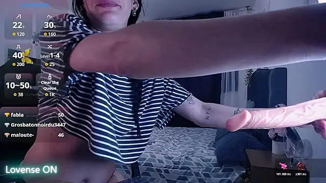 IsaBaileys_ stripchat live cam model