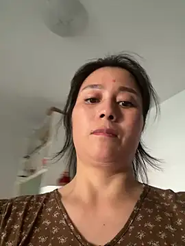 suyabb stripchat live cam model