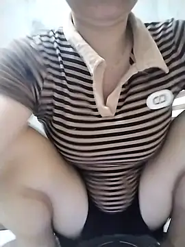 Genshin_love stripchat live cam model