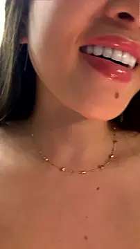 HannaBeckett stripchat live cam model