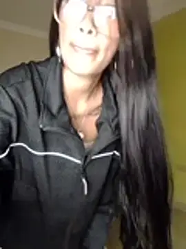Ms_Rosetta_ stripchat live cam model