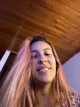 allysy_nc stripchat live cam model