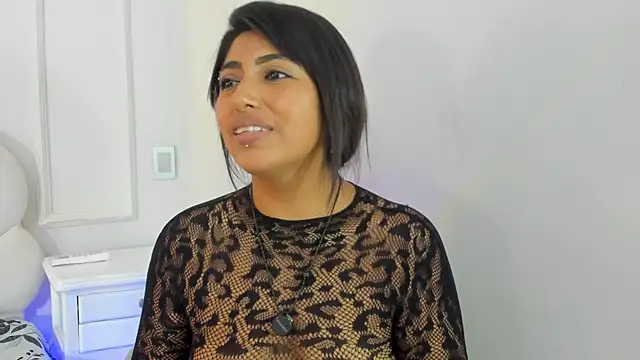 Kaylachannell stripchat live cam model