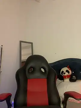 zaharavela_ stripchat live cam model