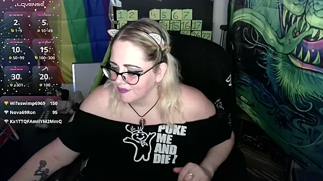 Kinky_Witch stripchat live cam model