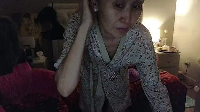 RoxalanaStar stripchat live cam model