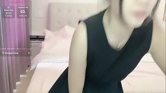 aisha123123 stripchat live cam model