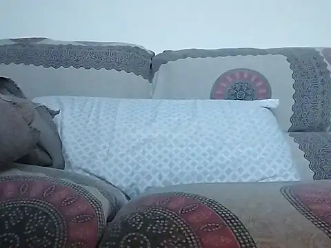 LoGanDiamond stripchat live cam model