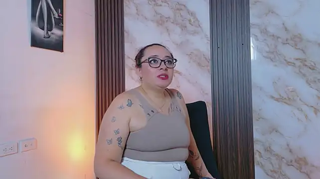 katherina_diaz stripchat live cam model
