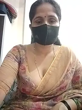 sexxyradha stripchat live cam model