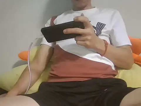 Rum67 stripchat live cam model
