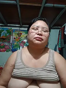 Sella-A stripchat live cam model