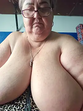 Awn290668 stripchat live cam model