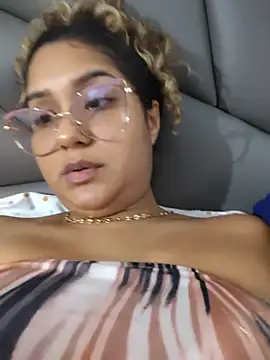 BrendaGirs stripchat live cam model