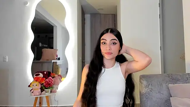 BritanyLnx stripchat live cam model