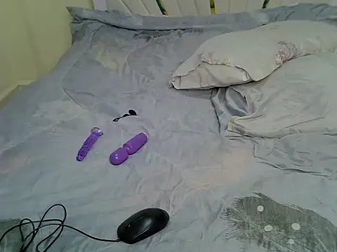 Prettysirenn stripchat live cam model