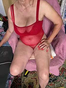 lindaledi2 stripchat live cam model