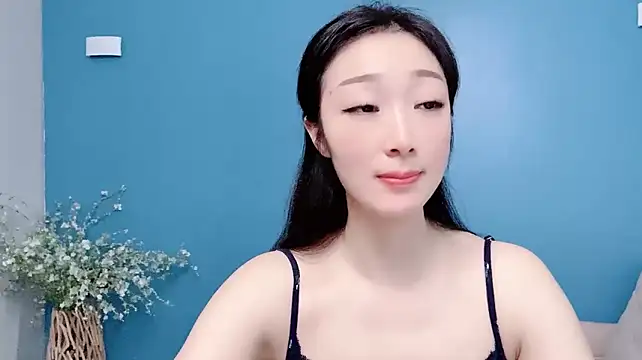ella55-- stripchat live cam model