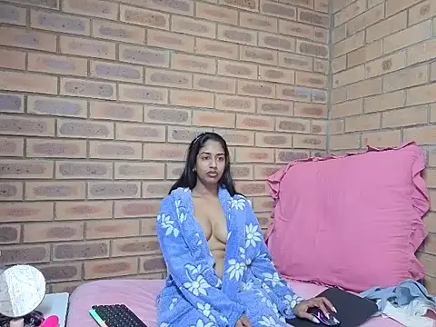 indiansexkitten23 stripchat live cam model