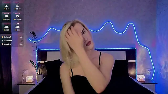 sexyblondee69 stripchat live cam model