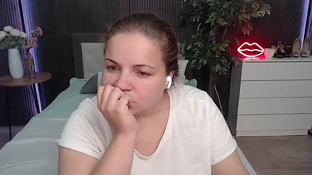 Crazyy_girl_ stripchat live cam model