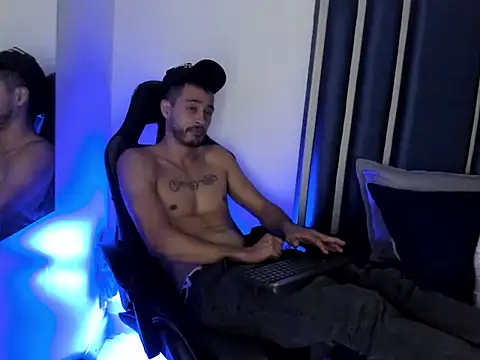 Damiam_23 stripchat live cam model