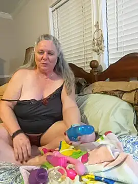 LeslieLustalot stripchat live cam model