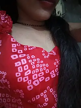 Eshwari_Chopra stripchat live cam model