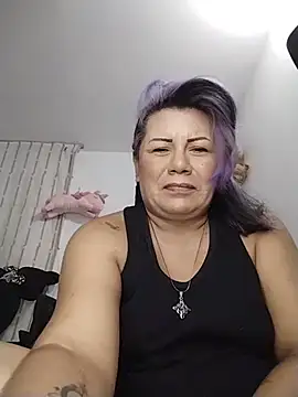 angi_daw stripchat live cam model