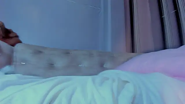 CHLOE_BLOWJOB stripchat live cam model