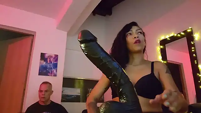 FirexxxDesire69 stripchat live cam model